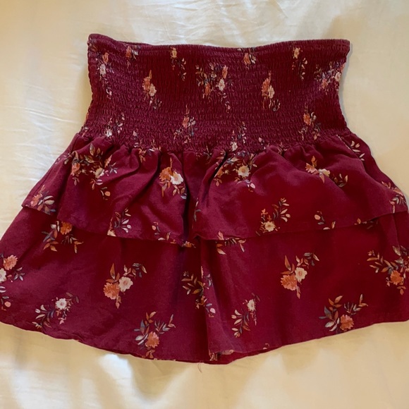 Socialite mini skirt. Can be worn as top - Picture 1 of 3